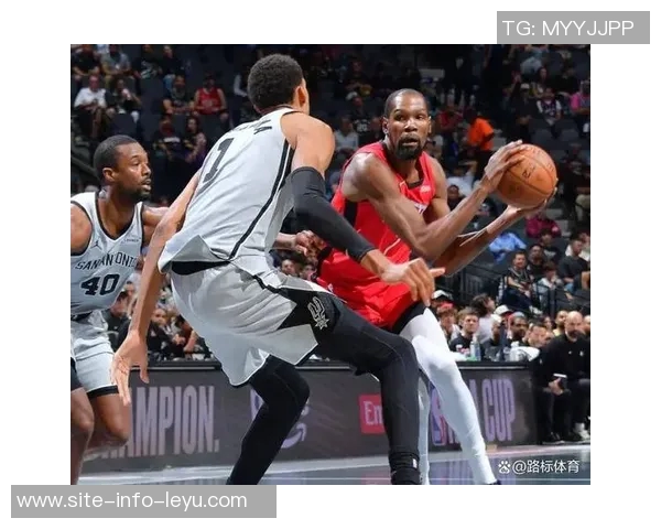 火箭队对低胜率球队的惨痛教训:接连输给国王鹈鹕爵士和快船 火箭队对低胜率球队的惨痛教训:接连输给国王鹈鹕爵士和快船